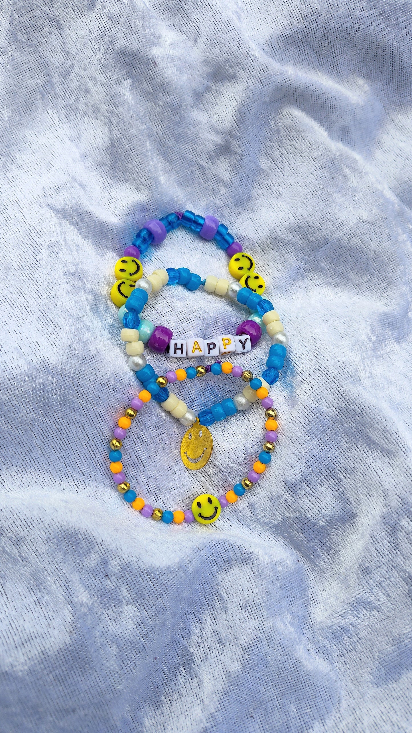 "Happy" Medley Stacker